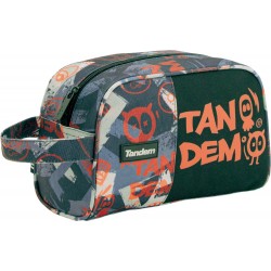 Adaptable travel vanity case C/AT