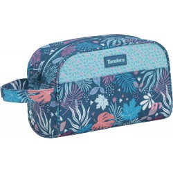 Adaptable travel vanity case C/AT